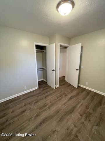 2306 Youngland Ave, Louisville, KY 40216