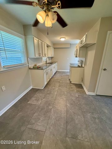 2306 Youngland Ave, Louisville, KY 40216