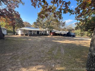 74 Hickory Lane, Eufaula, OK 74432