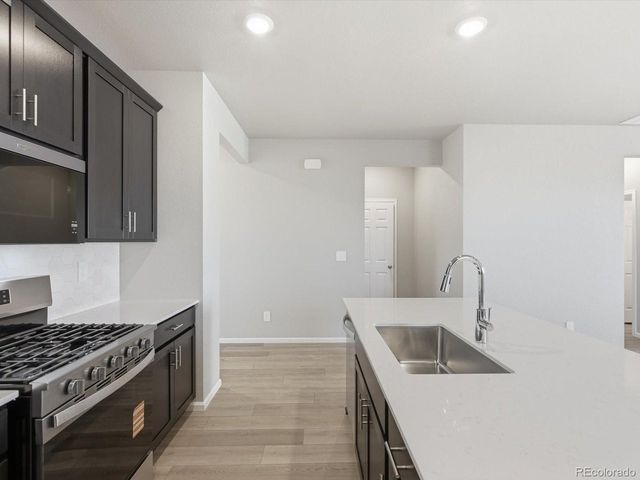 8906 Rifle St, Commerce City, CO 80022