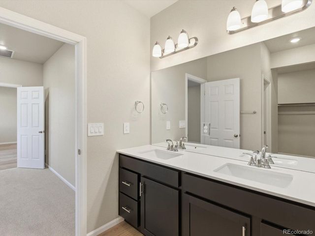 8906 Rifle St, Commerce City, CO 80022