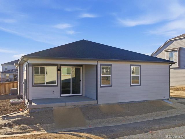 8906 Rifle St, Commerce City, CO 80022