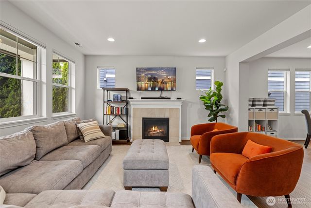 4429 Riverfront Boulevard, Everett, WA 98203