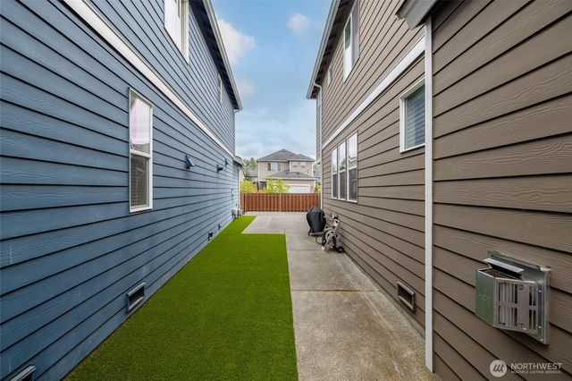 4429 Riverfront Boulevard, Everett, WA 98203