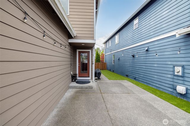 4429 Riverfront Boulevard, Everett, WA 98203