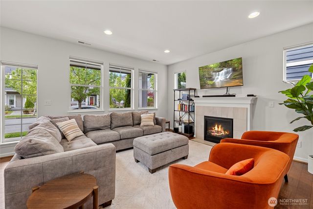 4429 Riverfront Boulevard, Everett, WA 98203