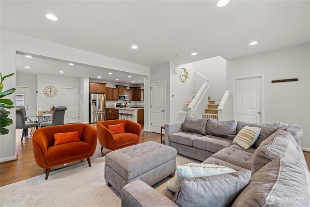 4429 Riverfront Boulevard, Everett, WA 98203