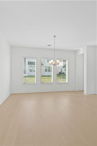 2217 Sondrio BND, Leander, TX 78641