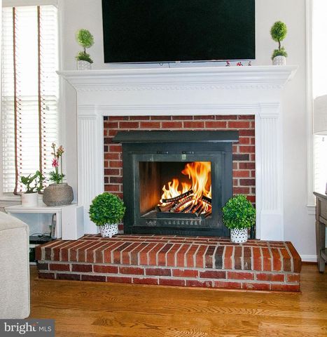 5503 WILLOW VALLEY RD, Clifton, VA 20124