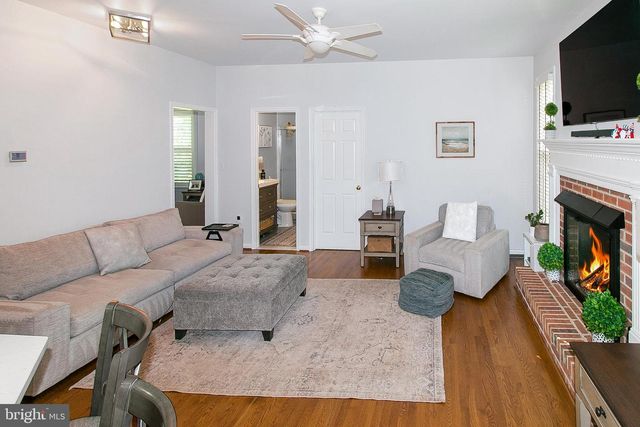 5503 WILLOW VALLEY RD, Clifton, VA 20124