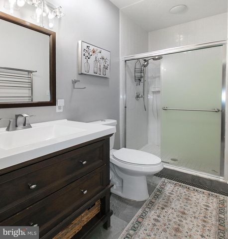 5503 WILLOW VALLEY RD, Clifton, VA 20124