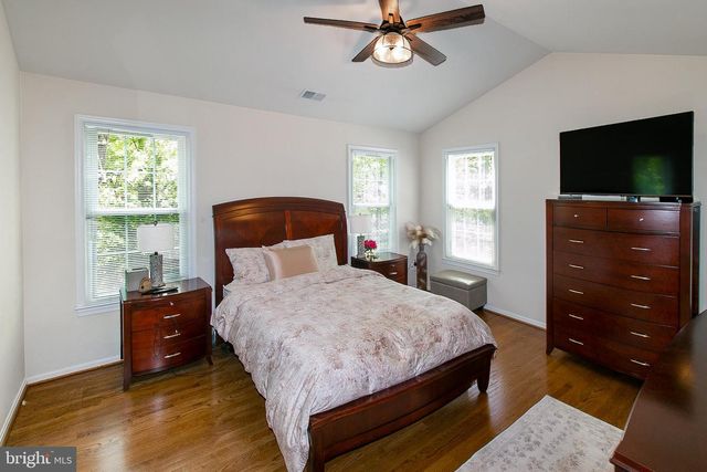 5503 WILLOW VALLEY RD, Clifton, VA 20124