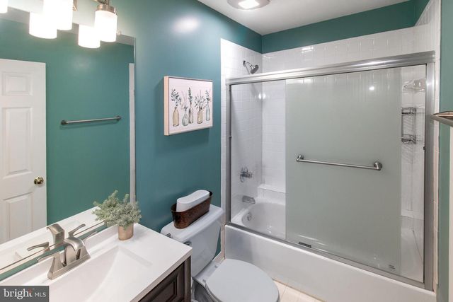 5503 WILLOW VALLEY RD, Clifton, VA 20124