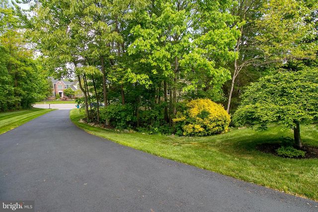 5503 WILLOW VALLEY RD, Clifton, VA 20124