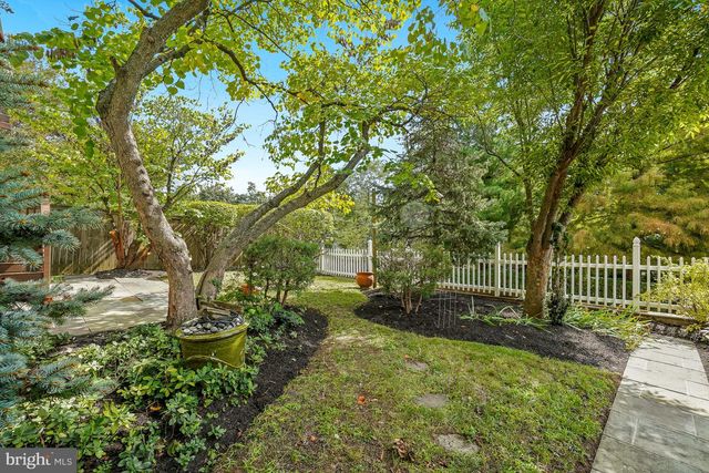 220 RITTENHOUSE ST NW, Washington, DC 20011