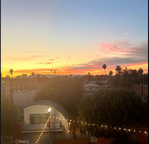 838 Pine Avenue 409, Long Beach, CA 90813