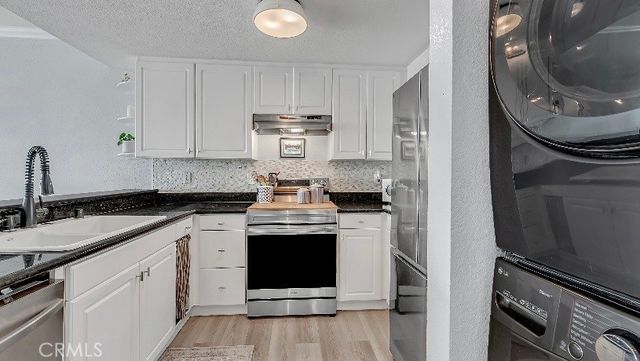 838 Pine Avenue 409, Long Beach, CA 90813