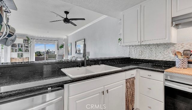 838 Pine Avenue 409, Long Beach, CA 90813