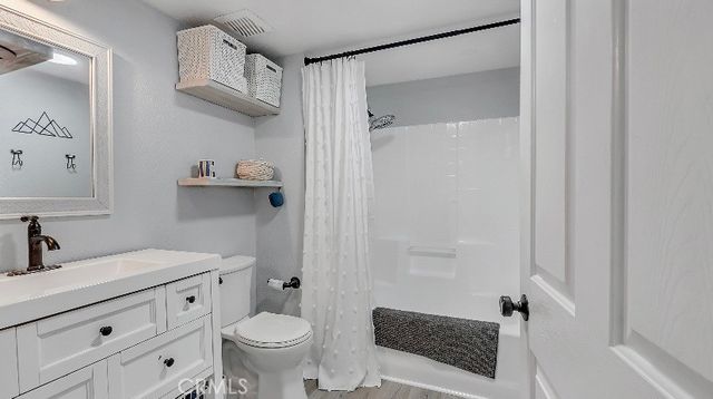 838 Pine Avenue 409, Long Beach, CA 90813