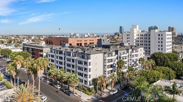 838 Pine Avenue 409, Long Beach, CA 90813