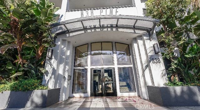 838 Pine Avenue 409, Long Beach, CA 90813