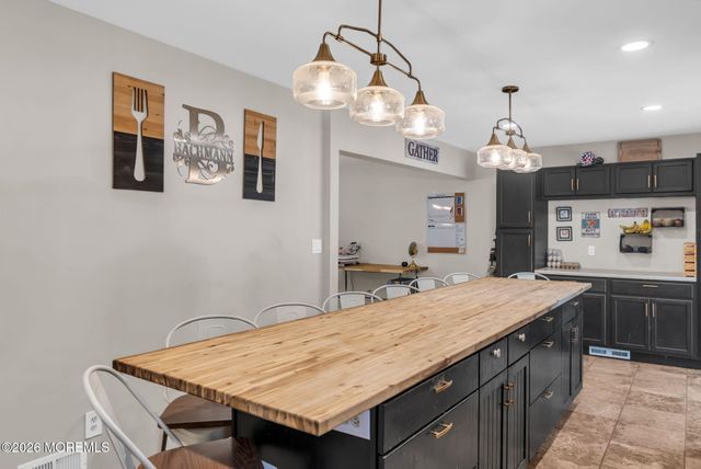 516 Declaration Lane, Jackson, NJ 08527