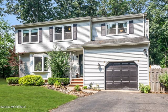 516 Declaration Lane, Jackson, NJ 08527