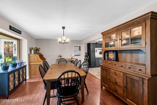 516 Declaration Lane, Jackson, NJ 08527