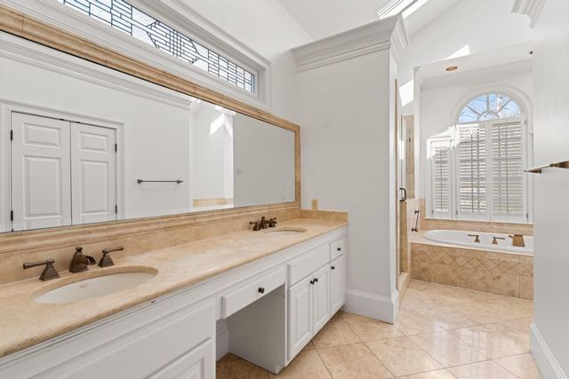 472 Ivy Park Lane NE, Atlanta, GA 30342