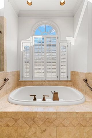 472 Ivy Park Lane NE, Atlanta, GA 30342