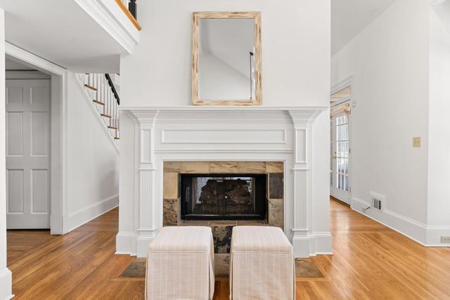 472 Ivy Park Lane NE, Atlanta, GA 30342