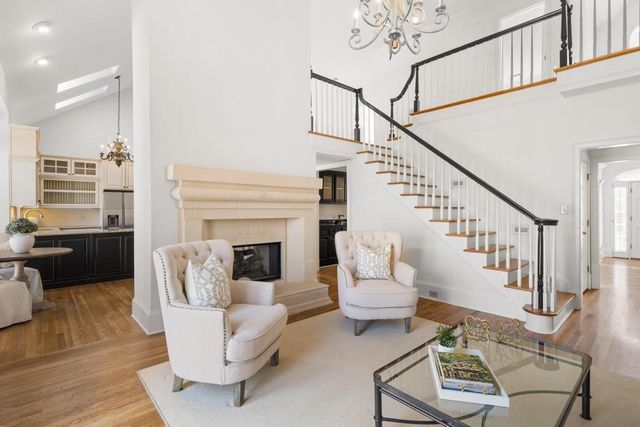 472 Ivy Park Lane NE, Atlanta, GA 30342