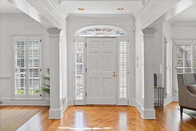 472 Ivy Park Lane NE, Atlanta, GA 30342