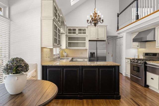 472 Ivy Park Lane NE, Atlanta, GA 30342