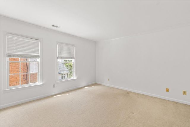 472 Ivy Park Lane NE, Atlanta, GA 30342