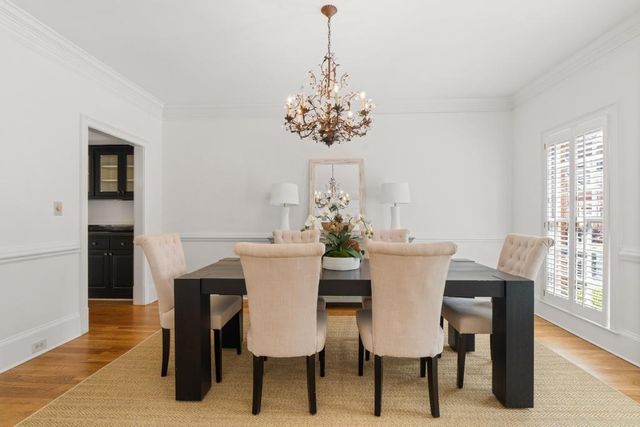 472 Ivy Park Lane NE, Atlanta, GA 30342