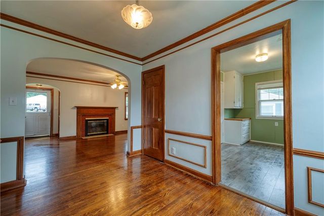211 NE 82 Terrace, Kansas City, MO 64118