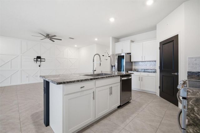 13216 WATERLEAF GARDEN CIRCLE, Riverview, FL 33579