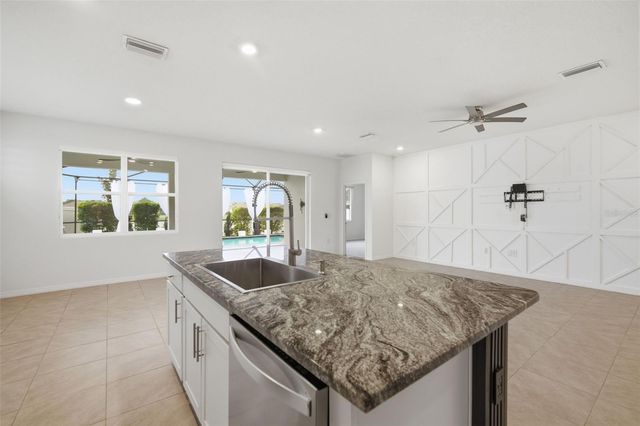 13216 WATERLEAF GARDEN CIRCLE, Riverview, FL 33579