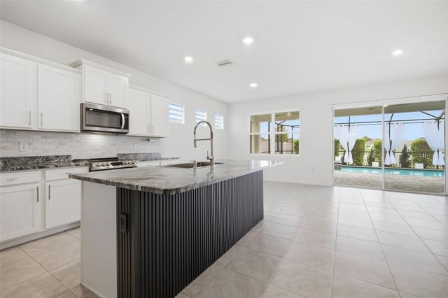 13216 WATERLEAF GARDEN CIRCLE, Riverview, FL 33579