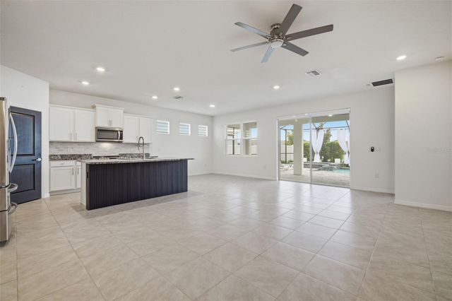 13216 WATERLEAF GARDEN CIRCLE, Riverview, FL 33579