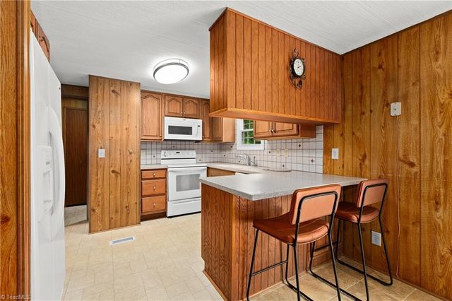 363 North Road, Thomasville, NC 27360