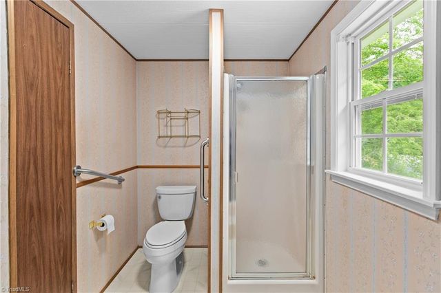363 North Road, Thomasville, NC 27360