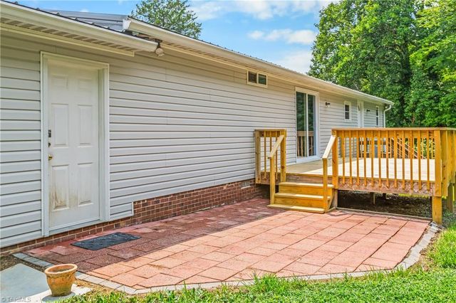 363 North Road, Thomasville, NC 27360