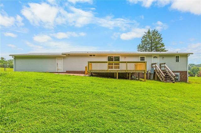 363 North Road, Thomasville, NC 27360
