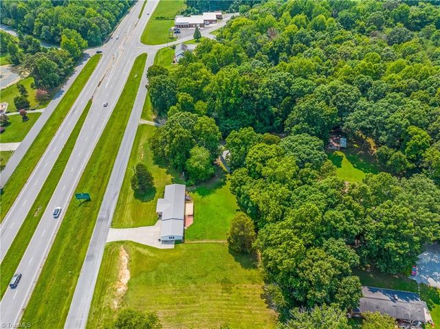 363 North Road, Thomasville, NC 27360