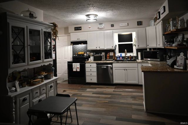 291 Phillips Lane, Springville, IN 47462