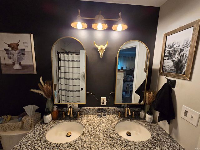 291 Phillips Lane, Springville, IN 47462