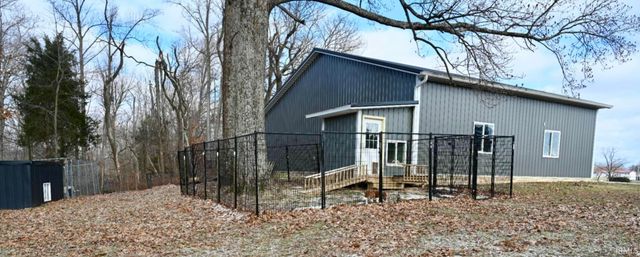 291 Phillips Lane, Springville, IN 47462