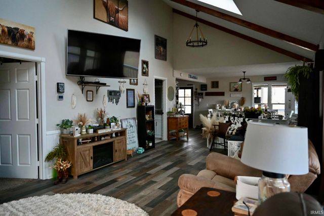 291 Phillips Lane, Springville, IN 47462